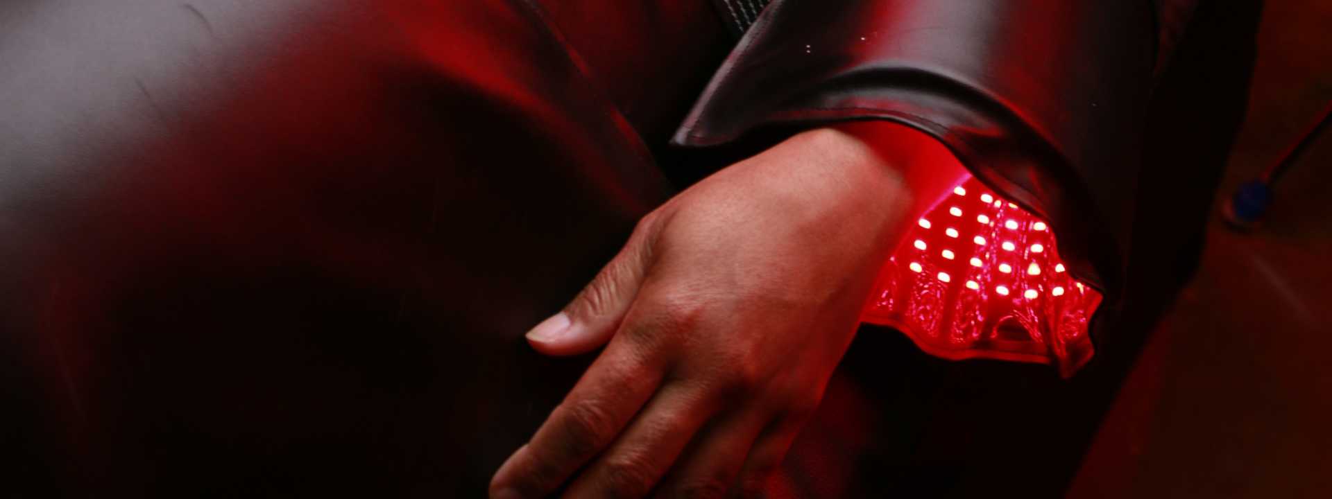 Accelerating Wound Healing With Red Light Therapy | Avanti Body